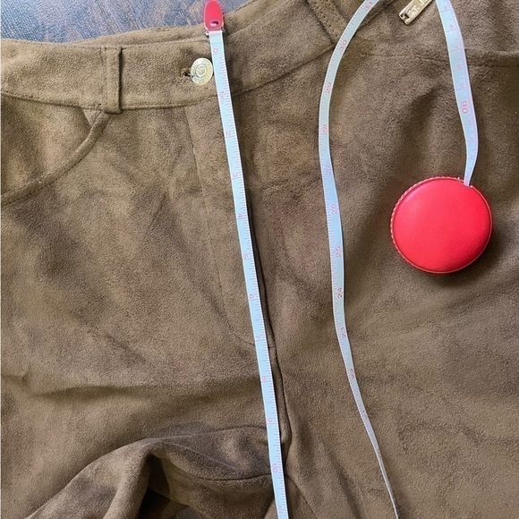 ST. JOHN BY MARIE GRAY micro suede embroidered patch flare high rise pants 4 EUC - Picture 12 of 16